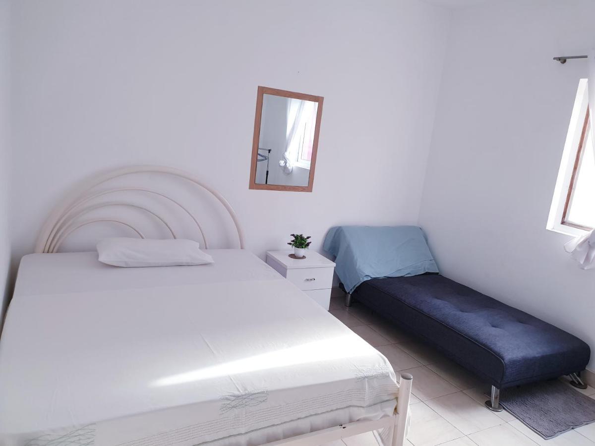 Guest House Mangui Baxu Rooms & Apartment Tarrafal  Exteriér fotografie